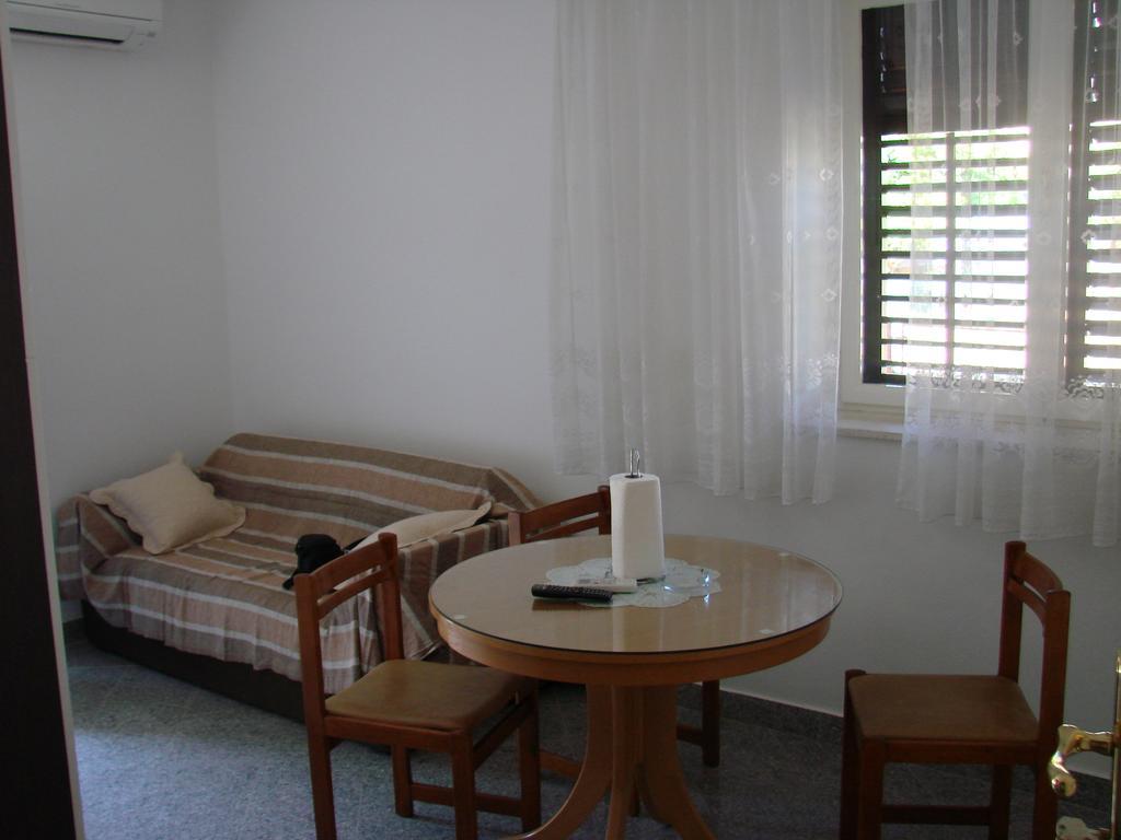 Apartment Matija Трогир Номер фото