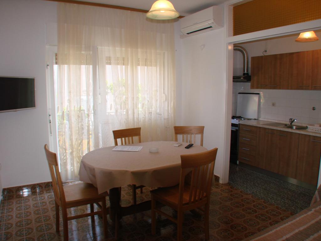 Apartment Matija Трогир Номер фото